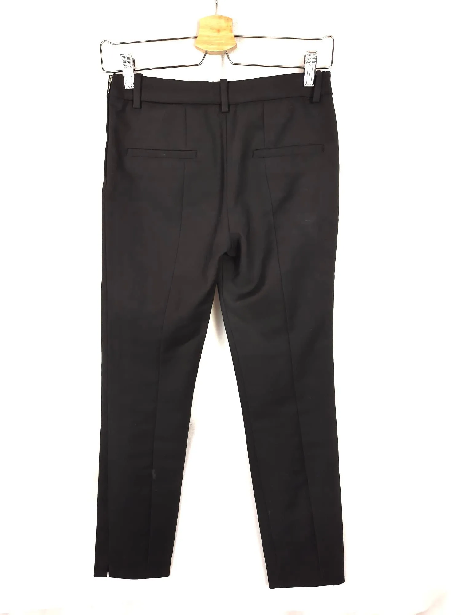 ZARA. Pantalón negro de vestir T.xs